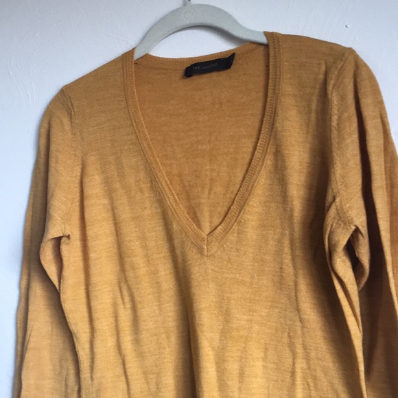 Merino Wool sweater - Picture 2 of 5